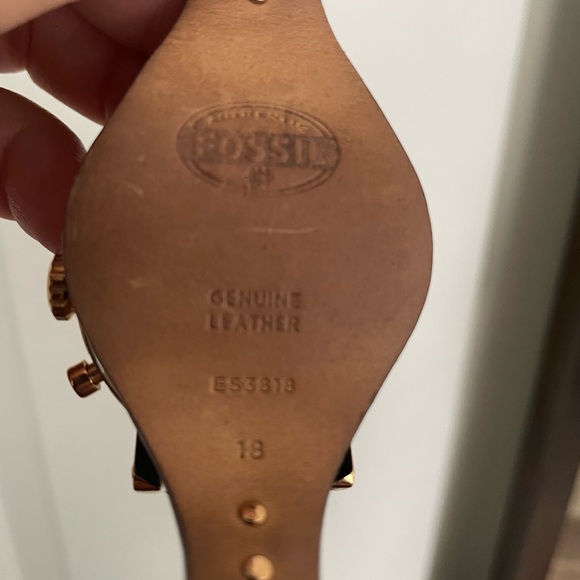 Fossil women watch - Picture 3 of 4